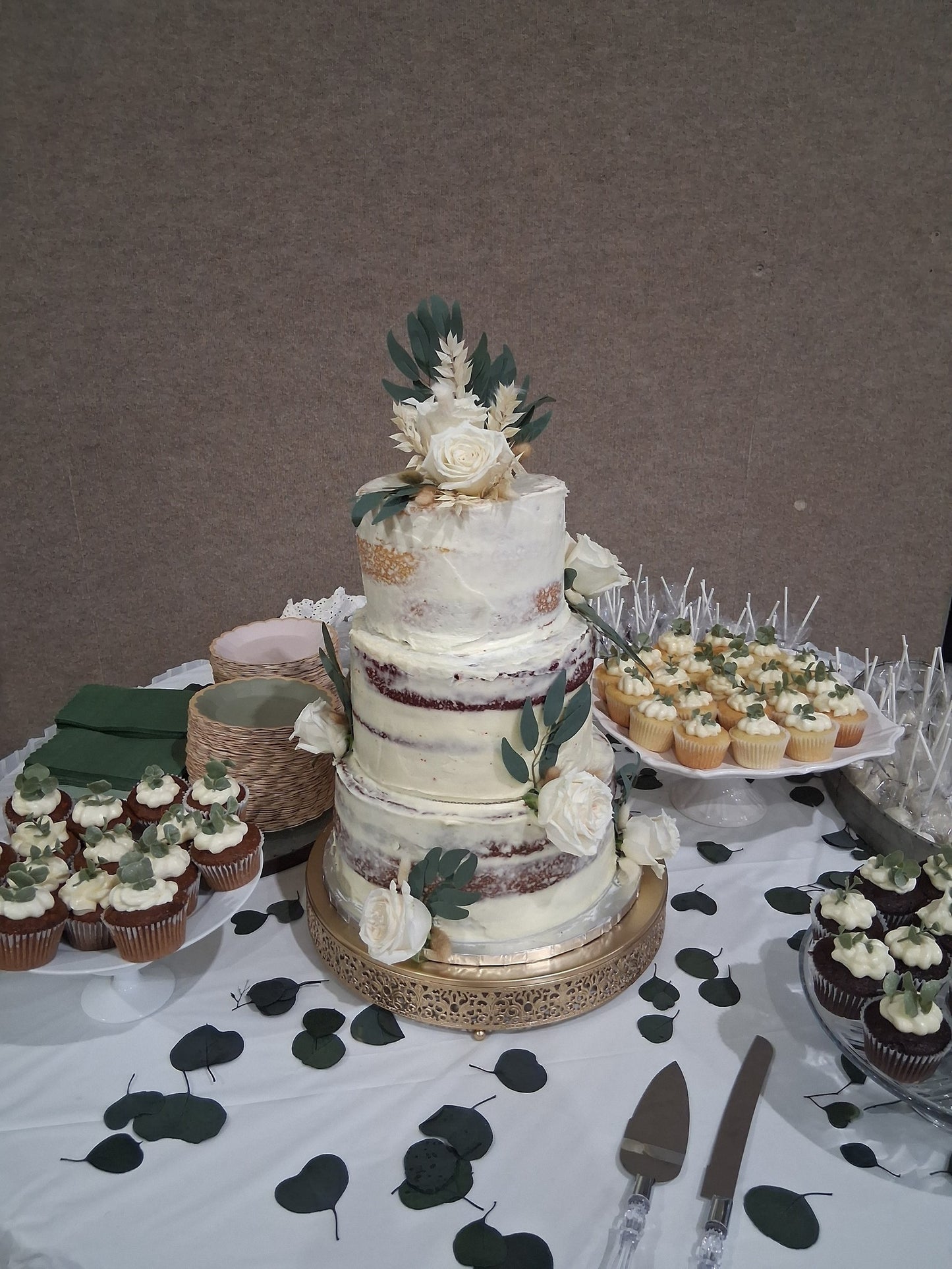 Delicious Delights Cakes