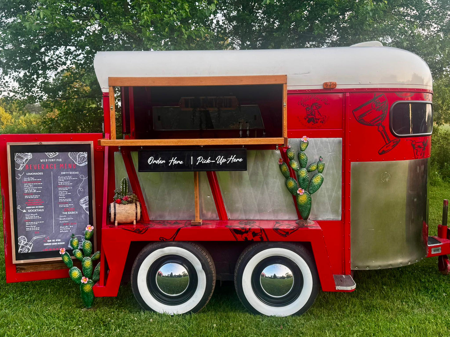 Wild Finch Mobile Bar Services