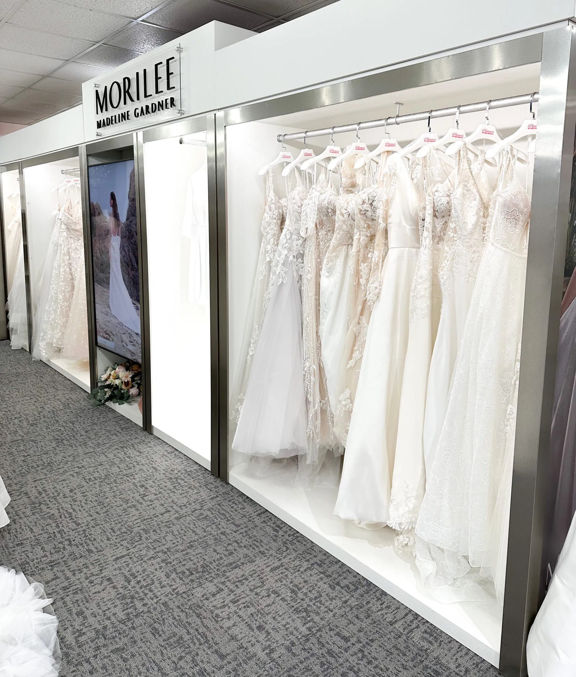 Pierre's Bridal, Prom and Tuxedo